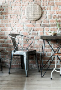 Stile industriale guida all’arredo con dettagli in metallo
